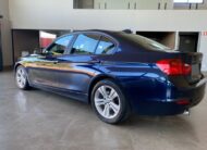 BMW 320I 2.0 16V TURBO ACTIVE FLEX 4P AUTOMÁTICO ANO 2015 COR AZUL