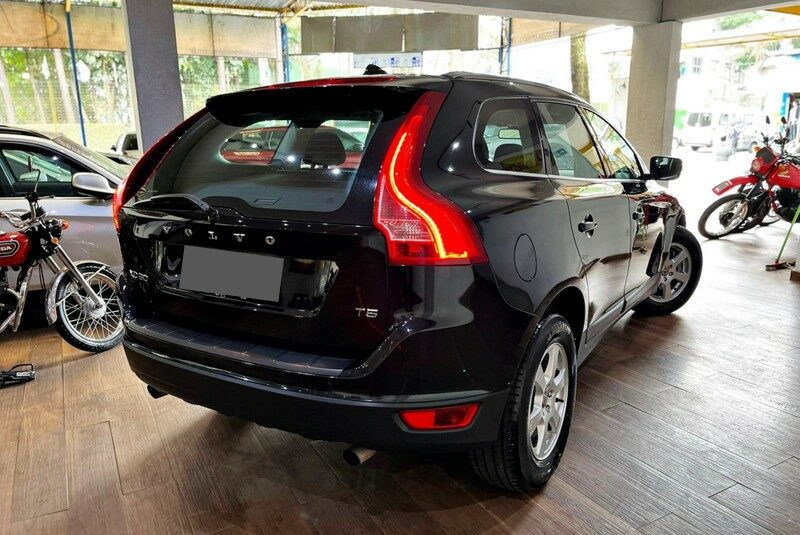 VOLVO XC60 2.0 T5 COMFORT FWD TURBO GASOLINA 4P AUTOMÁTICO ANO 2012 COR PRETO