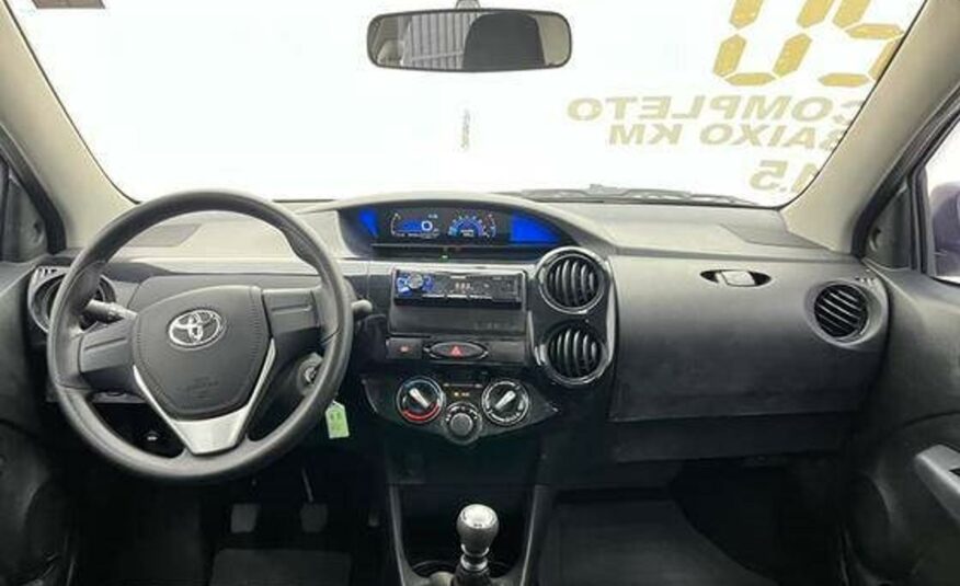 TOYOTA ETIOS 1.5 X SEDAN 16V FLEX 4P MANUAL ANO 2020 COR BRANCO